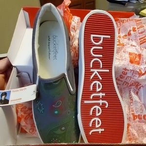 Bucketfeet Slip on Shoes